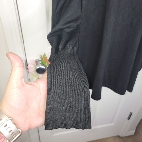 Eloquii black pleated sleeve sweater 26/28 - Picture 3 of 7